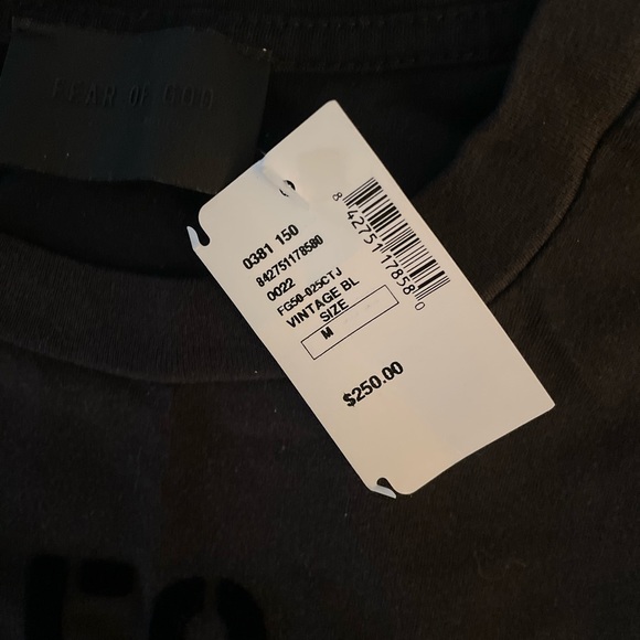 Fear of God black T Shirt - Picture 6 of 7
